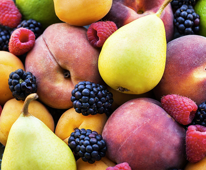 Berries, pears, peaches and apricots grouped together